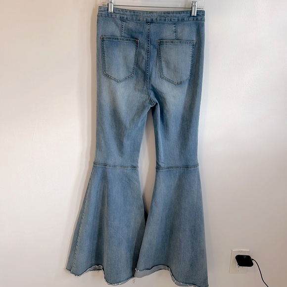 Free People Just Float On Flare Jeans - Picture 4 of 8